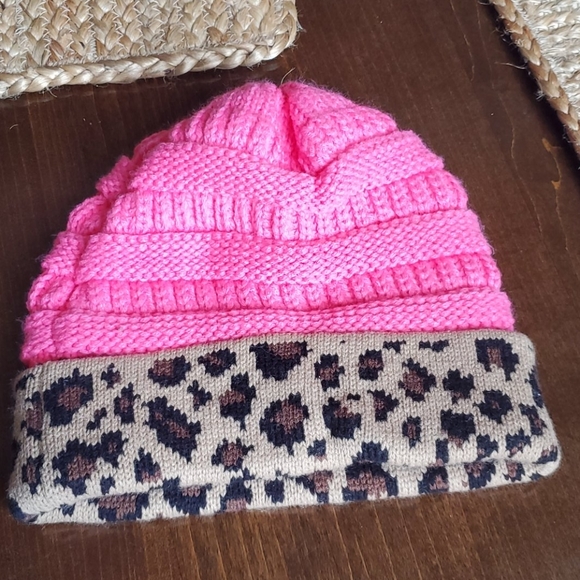 Cc beanie - Picture 2 of 3